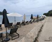 cres_plaza_08